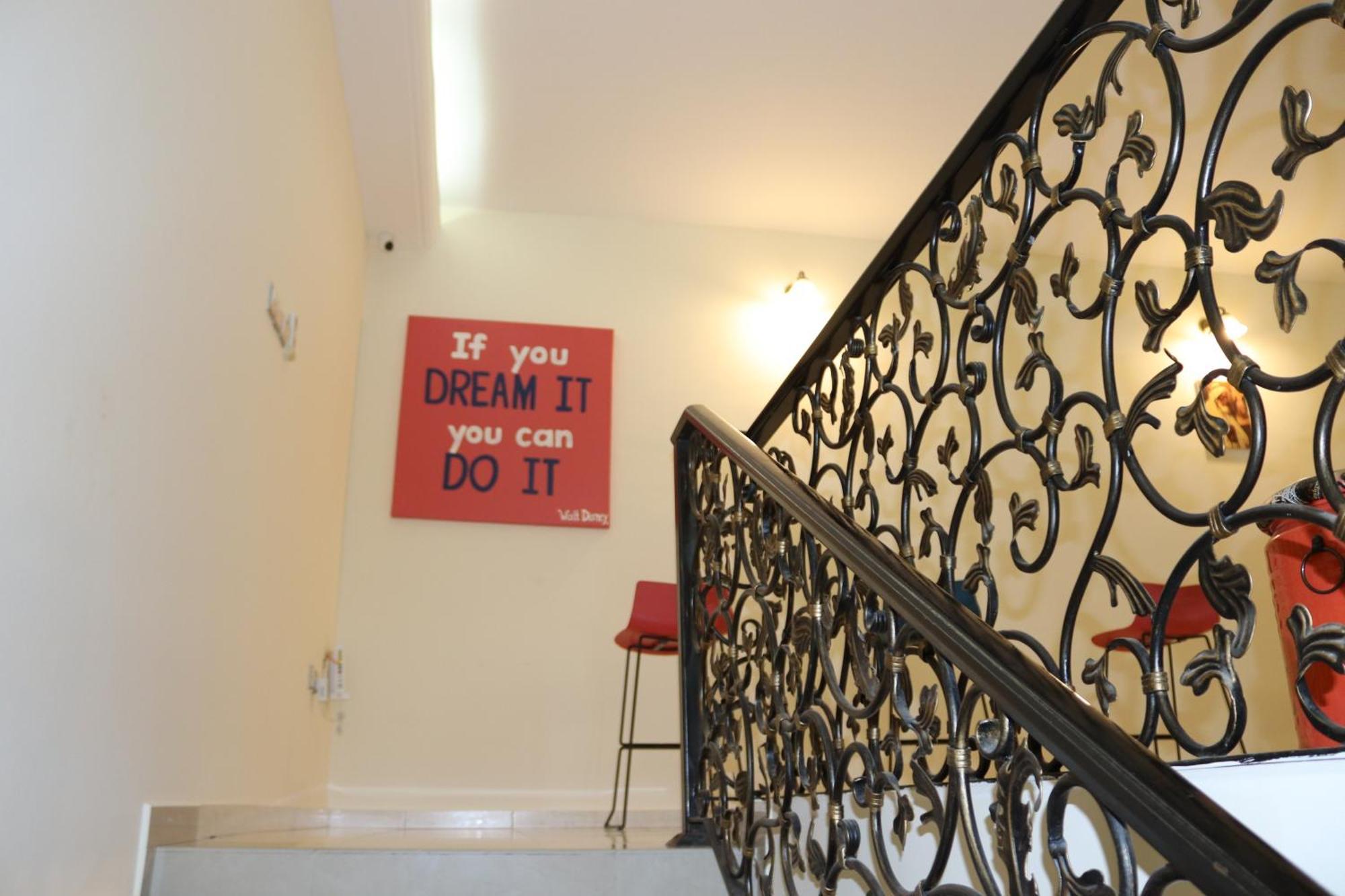 The Villa Hostel - By Lunar أبو ظبي المظهر الخارجي الصورة