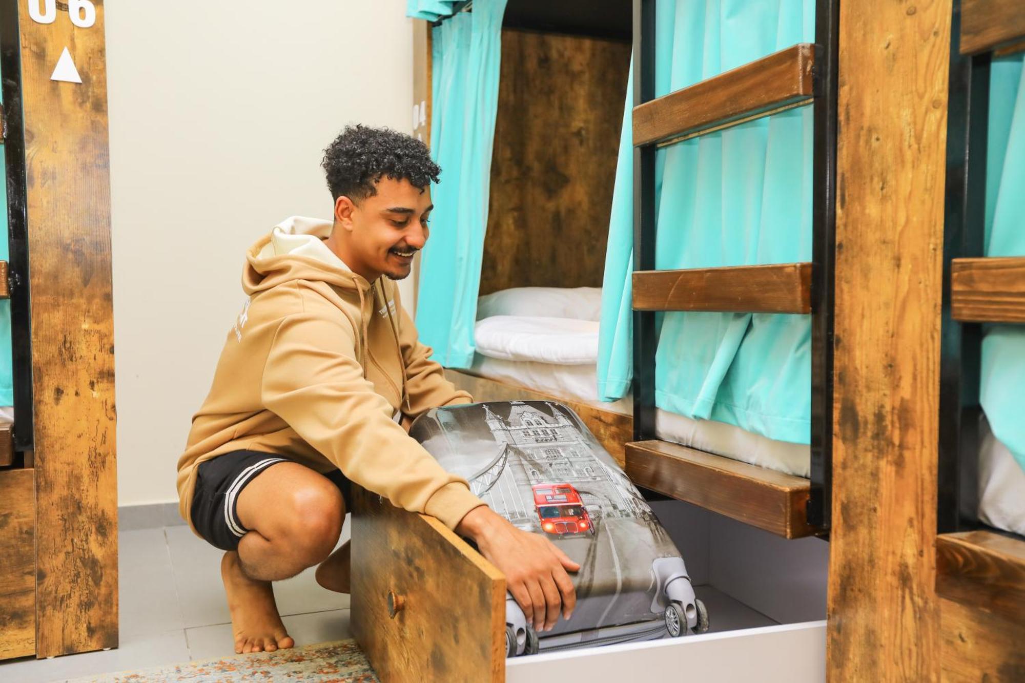 The Villa Hostel - By Lunar أبو ظبي المظهر الخارجي الصورة