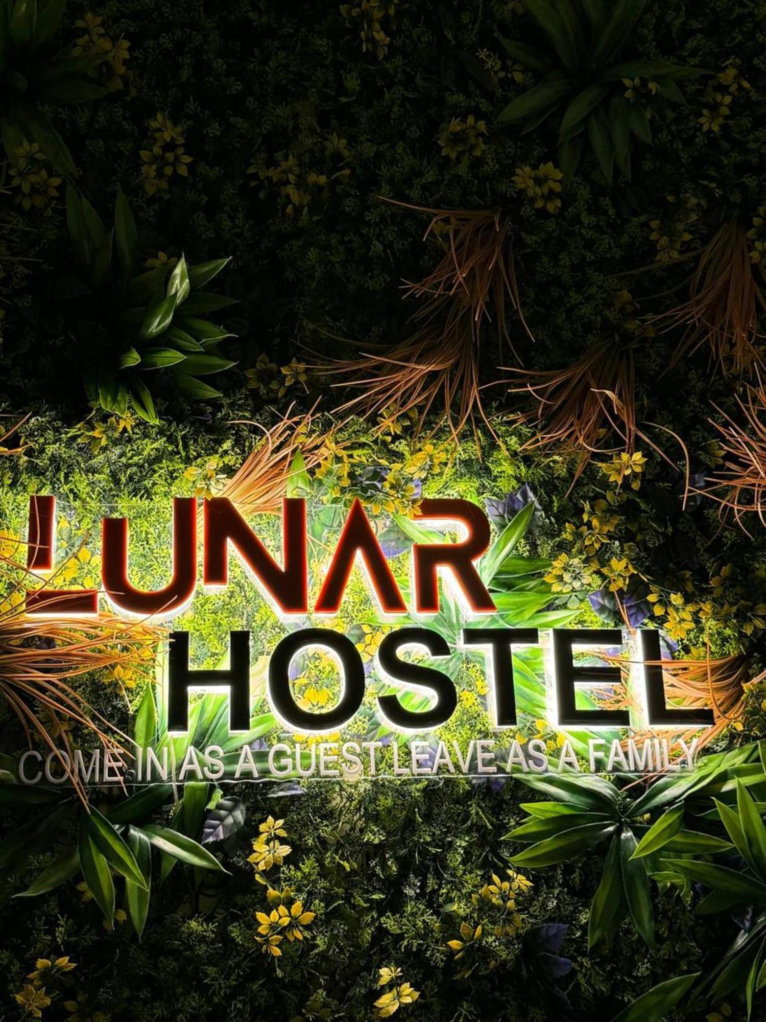 The Villa Hostel - By Lunar أبو ظبي المظهر الخارجي الصورة